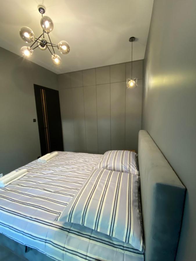 Industrial Vistula Apartment Free Parking & Gym Красков Екстериор снимка